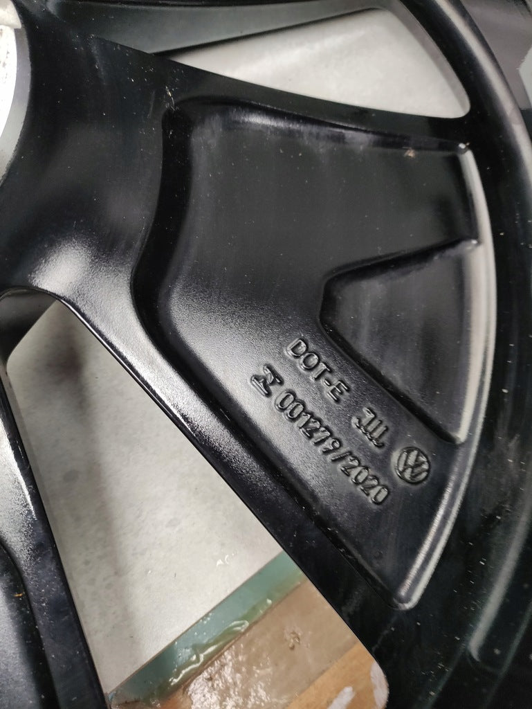 1x Alufelge 20 Zoll 9.0" 5x112 42ET 11A601025J VW Rim Wheel FEL1731108280lv