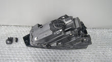 Laden Sie das Bild in den Galerie-Viewer, Frontscheinwerfer Audi Q2 90083628 Links Scheinwerfer Headlight