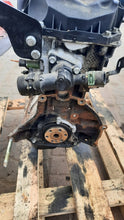 Load image into Gallery viewer, Motor Renault Clio III D4FD740 1.2 75PS 140TKm 2006 Benzin Engine Unkomplett MOT2266086538cz