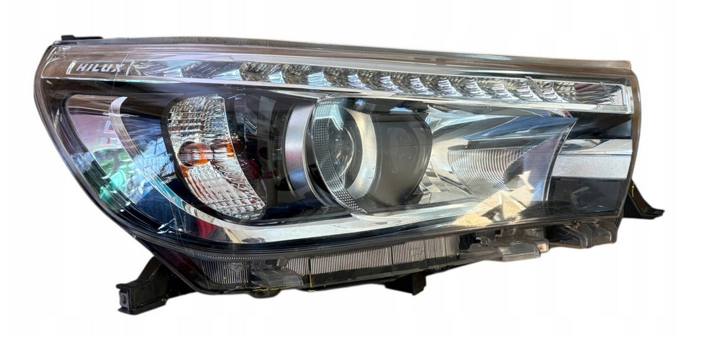 Frontscheinwerfer Toyota Hilux VIII LED Rechts Scheinwerfer Headlight SCH8492648626rz
