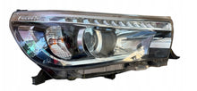 Laden Sie das Bild in den Galerie-Viewer, Frontscheinwerfer Toyota Hilux VIII LED Rechts Scheinwerfer Headlight SCH8492648626rz