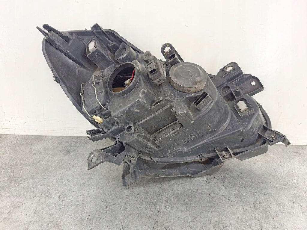 Frontscheinwerfer Renault Clio III 8200261610 Links Scheinwerfer Headlight SCH2994189393kt