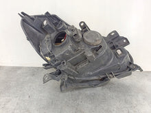 Laden Sie das Bild in den Galerie-Viewer, Frontscheinwerfer Renault Clio III 8200261610 Links Scheinwerfer Headlight SCH2994189393kt