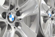 Laden Sie das Bild in den Galerie-Viewer, 4x Alufelge 17 Zoll 8.0" 5x120 30ET Glanz Grau 6790172 BMW 5 F11 F06 F10 F12 FEL4085171239wg