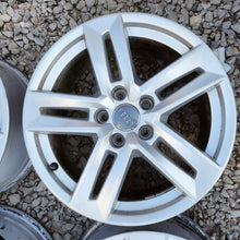 Laden Sie das Bild in den Galerie-Viewer, 4x Alufelge 17 Zoll 7.0" 5x112 42ET Glanz Silber 8W0601025P Audi A4 B8 Rim Wheel FEL6387461937sy