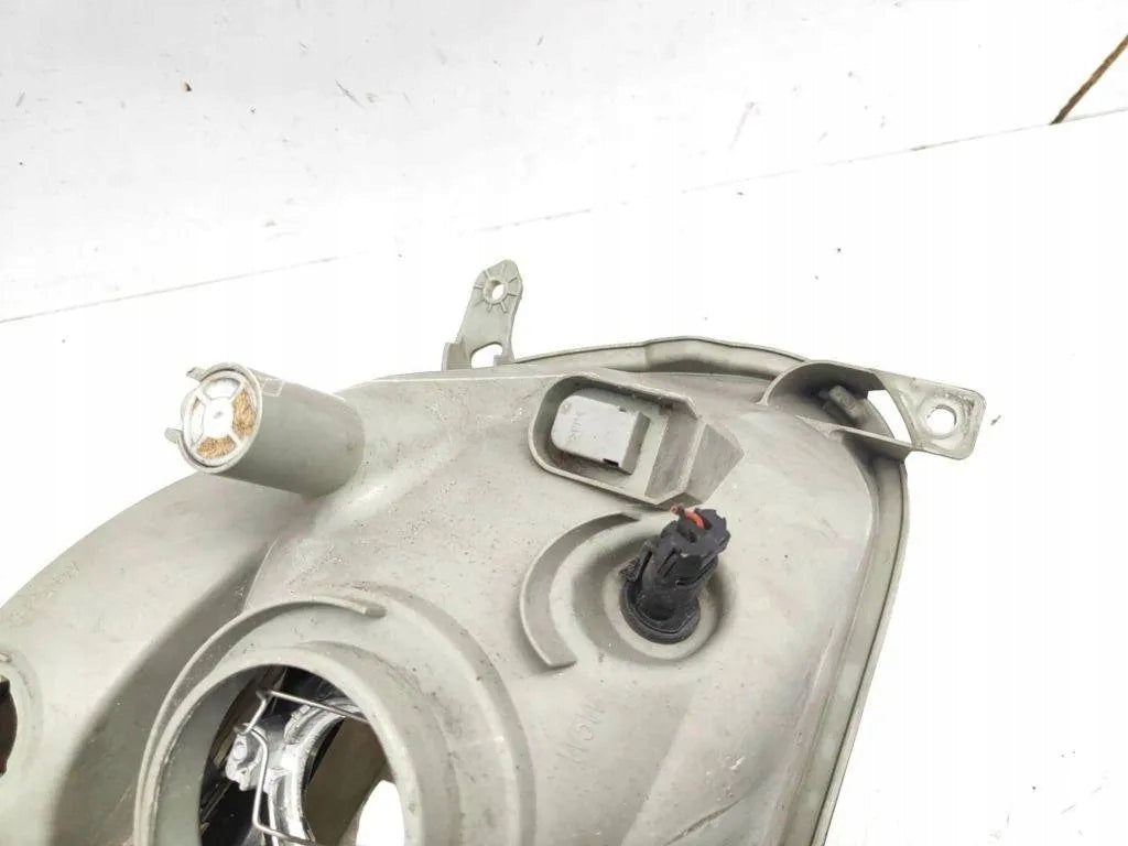 Frontscheinwerfer Opel Agila 3530084E00 Links Scheinwerfer Headlight SCH6108485038jt