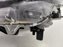Laden Sie das Bild in den Galerie-Viewer, Frontscheinwerfer Mazda 3 BHR251040 Xenon Links Scheinwerfer Headlight SCH2752787808xi