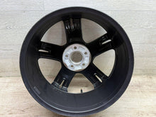 Laden Sie das Bild in den Galerie-Viewer, 1x Alufelge 18 Zoll 31445812 Volvo Xc40 Rim Wheel FEL1026242230bw