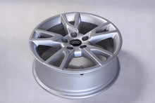 Load image into Gallery viewer, 4x Alufelge 17 Zoll 6.5" 5x112 33ET Glanz Silber 8U0071497 Audi Q3 Rim Wheel FEL9856973142cu