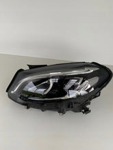 Laden Sie das Bild in den Galerie-Viewer, Frontscheinwerfer Mercedes-Benz W246 A2469066901 Links Scheinwerfer Headlight SCH2123074186es