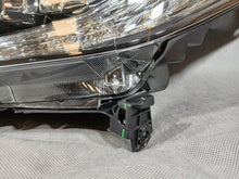 Laden Sie das Bild in den Galerie-Viewer, Frontscheinwerfer Honda Hrv Hr-V 100-18205 LED FALSE Scheinwerfer Headlight SCH3082699686mr