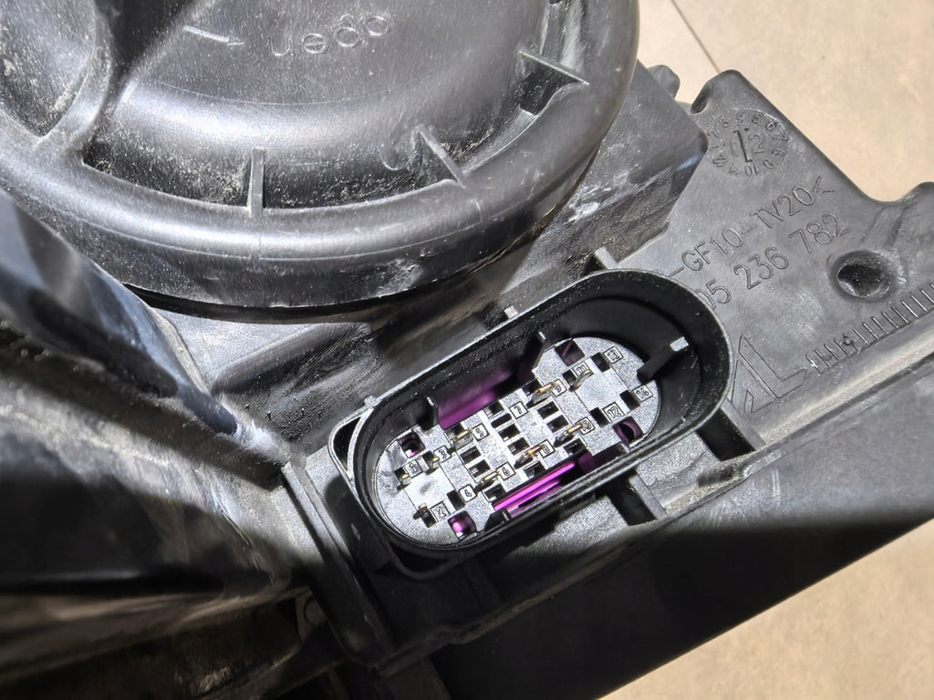 Frontscheinwerfer Mercedes-Benz X204 W204 C204 A2048204339 Xenon Links Headlight SCH9019187449fw