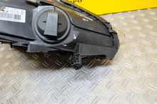 Laden Sie das Bild in den Galerie-Viewer, Frontscheinwerfer Maserati I 16E8-T2 Xenon Links Scheinwerfer Headlight SCH4382251349zl