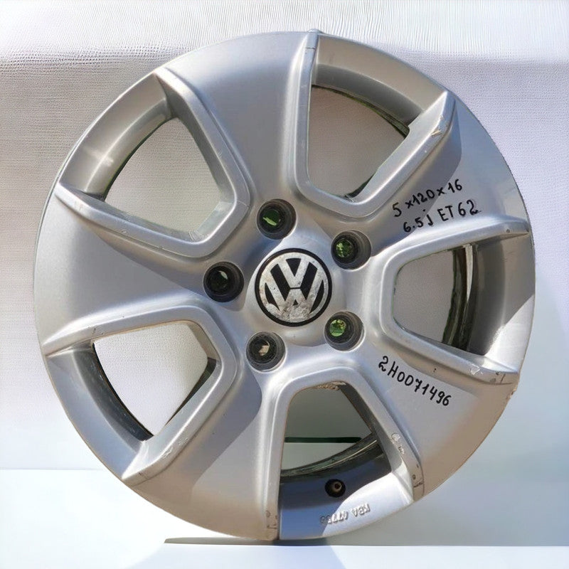 1x Alufelge 16 Zoll 6.5" 5x120 62ET Silber 2H0071496 VW Amarok Rim Wheel