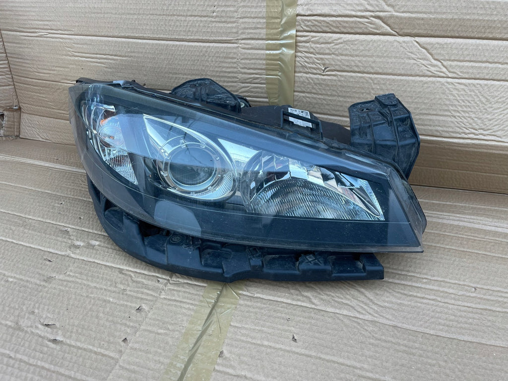 Frontscheinwerfer Renault Laguna III 8200555906 Xenon Rechts Headlight