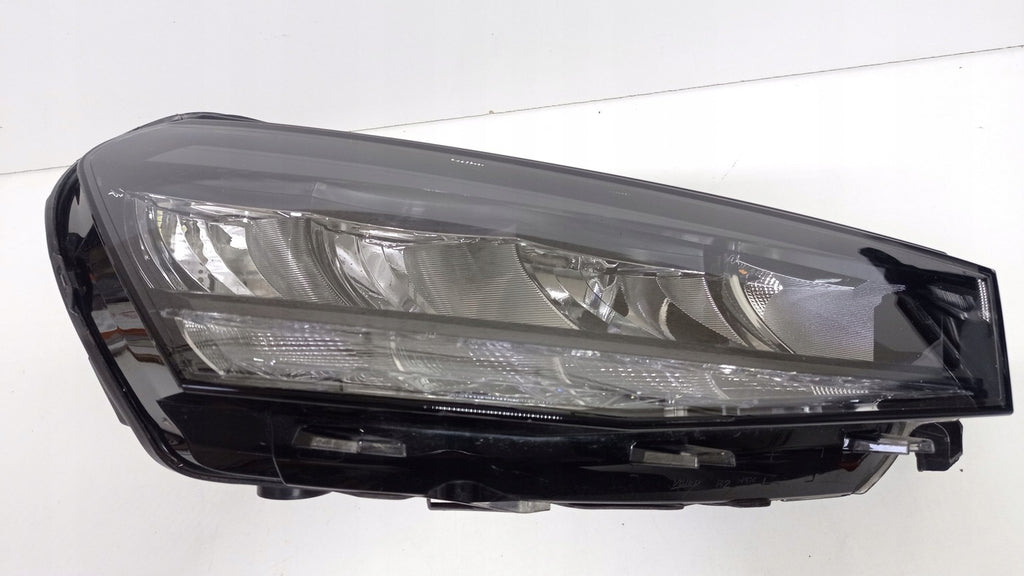 Frontscheinwerfer Skoda Fabia IV 6VB941016 LED Rechts Scheinwerfer Headlight SCH4064513720ie