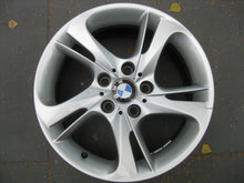 Laden Sie das Bild in den Galerie-Viewer, 1x Alufelge 17 Zoll 8.0" 5x120 29ET 6785248 BMW E89 Rim Wheel FEL1818953743hs