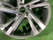 Load image into Gallery viewer, 1x Alufelge 17 Zoll 7.5" 5x112 51ET 5H0601025AF VW Golf Viii Rim Wheel FEL4949720842lv