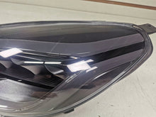 Laden Sie das Bild in den Galerie-Viewer, Frontscheinwerfer Ford Fiesta I H1BB13E015CF Links Scheinwerfer Headlight SCH1802570382er