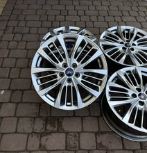 Laden Sie das Bild in den Galerie-Viewer, 4x Alufelge 18 Zoll 7.5" 5x108 50ET Glanz Grau LV4J-1007-A1A Ford Kuga I FEL4449011613qe