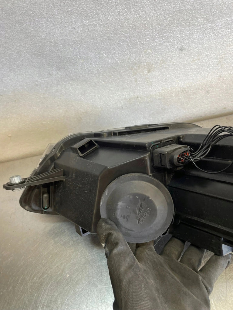 Frontscheinwerfer VW Scirocco Links Scheinwerfer Headlight SCH4321836751mr