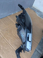 Load image into Gallery viewer, Frontscheinwerfer Mitsubishi L200 8301D381 LED Links Scheinwerfer Headlight SCH4144715081fa