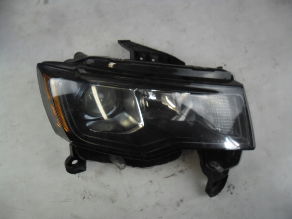 Frontscheinwerfer Jeep Grand Cherokee Wk2 T77818B 68266646AF Rechts Headlight SCH8405776866wt