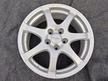 Laden Sie das Bild in den Galerie-Viewer, 1x Alufelge 17 Zoll 7.5" 5x120 38ET Glanz Silber Rim Wheel FEL3600529138qr