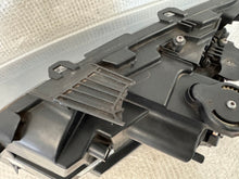 Load image into Gallery viewer, Frontscheinwerfer VW Amarok 2H1941016AF Xenon Rechts Scheinwerfer Headlight SCH9146493683ew