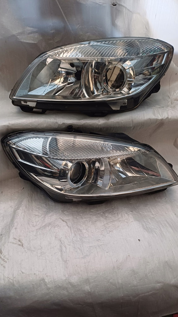 Frontscheinwerfer Skoda Fabia II 5J1941016 Ein Satz Scheinwerfer Headlight SCH7850747645fa