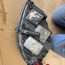 Laden Sie das Bild in den Galerie-Viewer, Frontscheinwerfer Mercedes-Benz W221 A2218202839 Xenon Rechts Headlight SCH3065415920uw