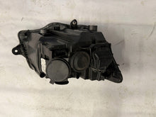Load image into Gallery viewer, Frontscheinwerfer VW Transporter Caravelle 90198960 7L1941005B Links Headlight SCH4271436147qp