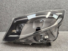 Laden Sie das Bild in den Galerie-Viewer, Frontscheinwerfer Mercedes-Benz W447 A4479068101SCZ A4479068101 LED Links SCH2121263447ar