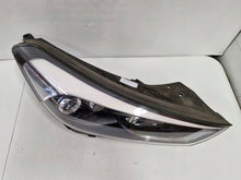 Load image into Gallery viewer, Frontscheinwerfer Hyundai Tucson 92102-D7201 LED Rechts Scheinwerfer Headlight SCH9615305751le