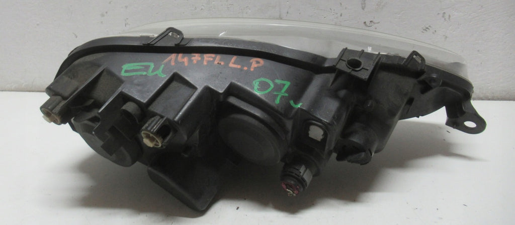 Frontscheinwerfer Alfa Romeo 147 Links Scheinwerfer Headlight SCH8145780473cl