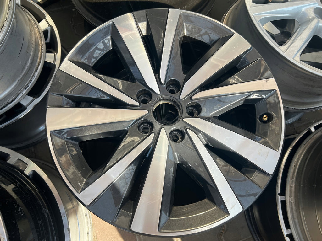 1x Alufelge 17 Zoll 7.0" 5x112 39ET Glanz Graphit 7N0601025 Mg Sharan Rim Wheel