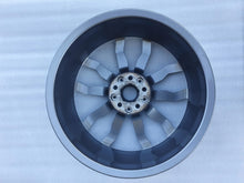 Laden Sie das Bild in den Galerie-Viewer, 1x Alufelge 18 Zoll 6.5" 5x112 41ET 6877550 BMW F39 X1 F48 Rim Wheel FEL5862066789vw
