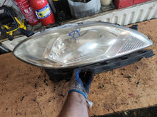 Laden Sie das Bild in den Galerie-Viewer, Frontscheinwerfer Honda Fr-V Frv Rechts Scheinwerfer Headlight