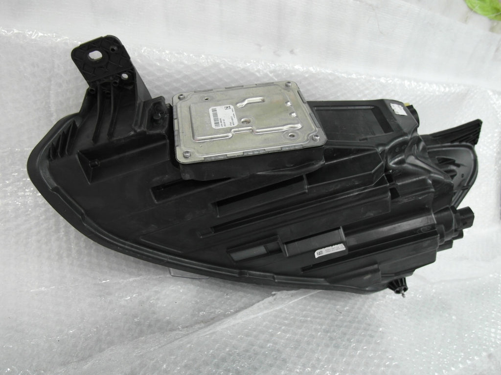 Frontscheinwerfer Ford Focus JX7B13E016CJ Full LED Ein Stück (Rechts oder Links) SCH6606419020hc