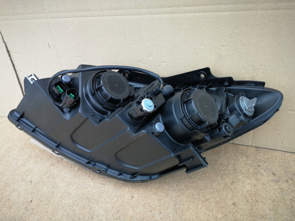 Frontscheinwerfer Hyundai I30 92102-2L520 Rechts Scheinwerfer Headlight