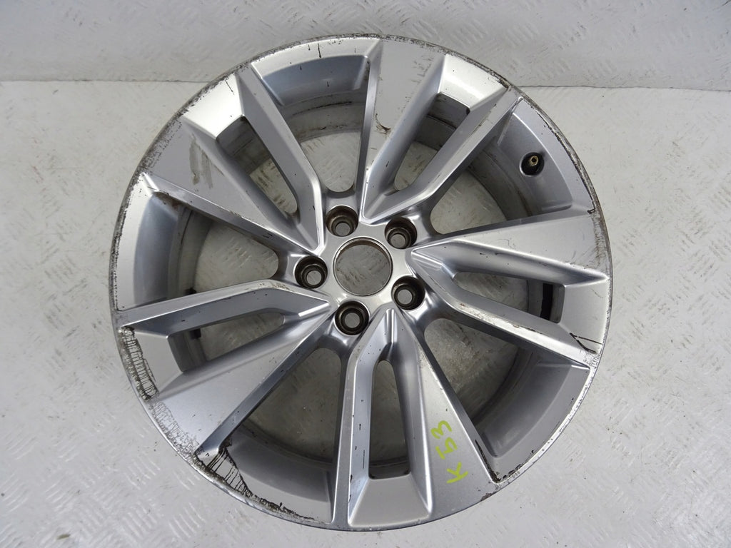 1x Alufelge 17 Zoll 6.5" 5x100 39ET 2GM601025D VW T-Cross Rim Wheel