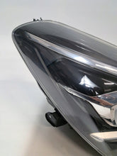 Load image into Gallery viewer, Frontscheinwerfer Toyota Yaris LED Rechts Scheinwerfer Headlight