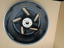 Laden Sie das Bild in den Galerie-Viewer, 1x Alufelge 21 Zoll 9.0" 5x112 11A601025T VW Id.4 Rim Wheel FEL2819250070py