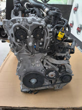 Laden Sie das Bild in den Galerie-Viewer, Motor Mercedes-Benz Cla Amg 282814 1.3 CGI 17TKm 2024 Benzin Engine Komplett MOT3035820246ds