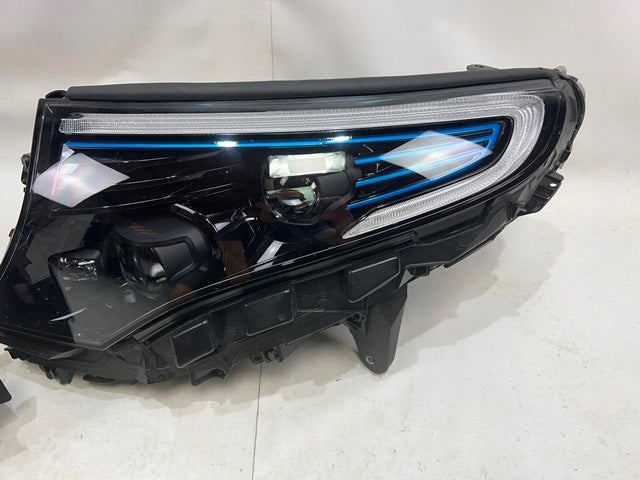 Frontscheinwerfer Mercedes-Benz Eqc A2939062701 LED Rechts oder Links