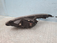 Laden Sie das Bild in den Galerie-Viewer, Frontscheinwerfer Mazda Demio DR61-51030 D651-51040 Ein Satz Headlight