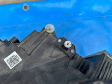 Laden Sie das Bild in den Galerie-Viewer, Frontscheinwerfer Mercedes-Benz Glb X247 A2479061905 Full LED Rechts oder Links SCH2869452278lp