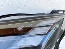 Laden Sie das Bild in den Galerie-Viewer, Frontscheinwerfer Volvo 80000401 Links Scheinwerfer Headlight SCH7074630375bh