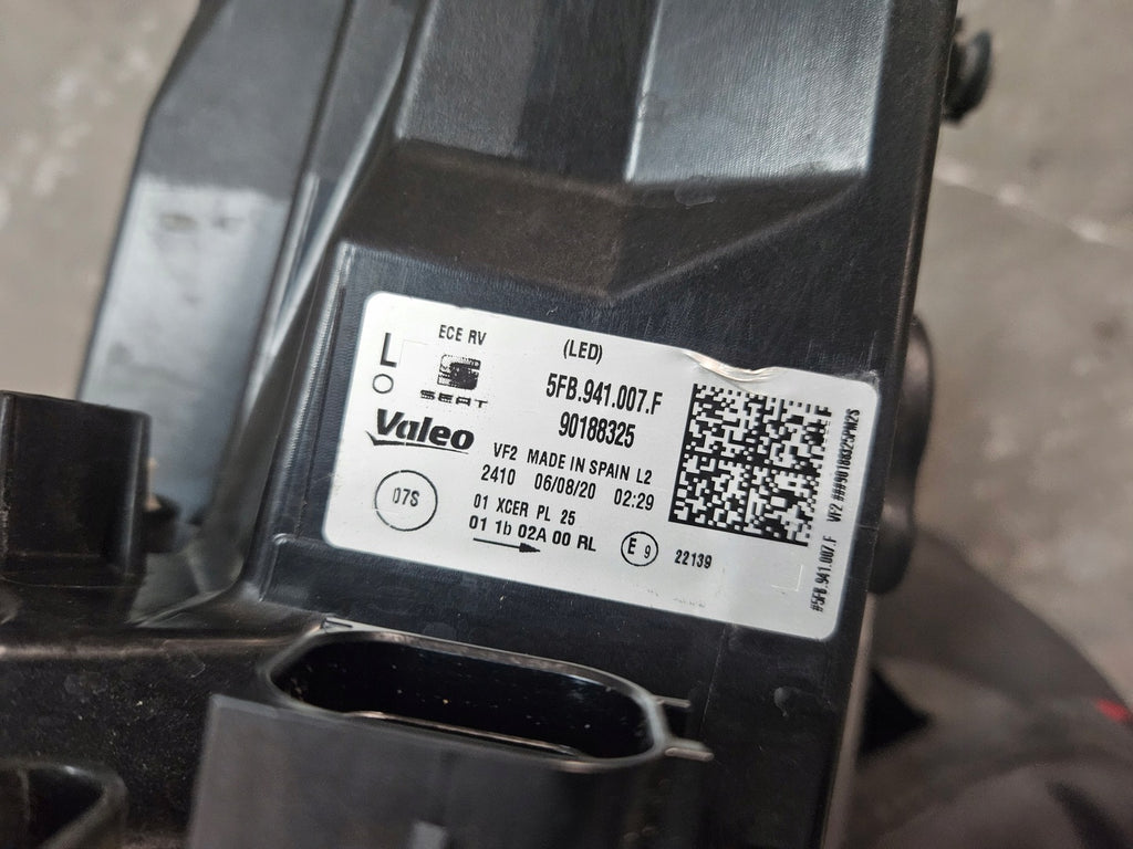 Frontscheinwerfer Cupra Formentor Leon 5FB941007F Full LED Links Headlight