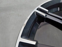 Laden Sie das Bild in den Galerie-Viewer, 1x Alufelge 18 Zoll 7.0&quot; 5x114.3 47ET Glanz Graphit N124-870 Mg Juke Rim Wheel